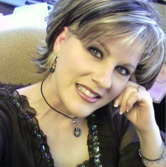 Meet your Posher, Carla - Picture 11 of 16